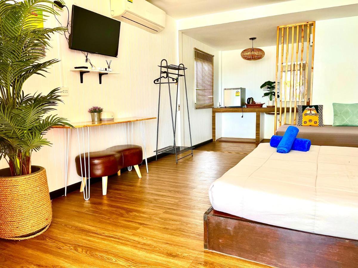 Insook Ko Larn Resort Zewnętrze zdjęcie