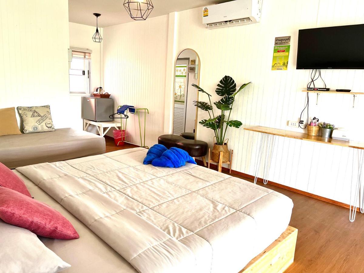 Insook Ko Larn Resort Zewnętrze zdjęcie