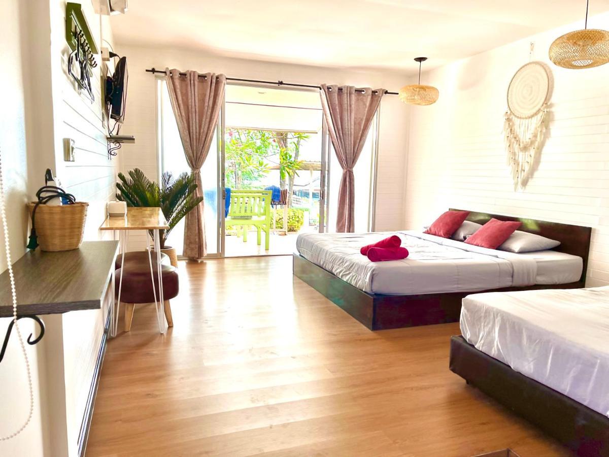 Insook Ko Larn Resort Zewnętrze zdjęcie